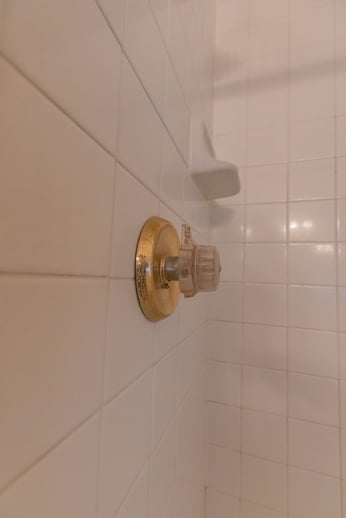 322A8233